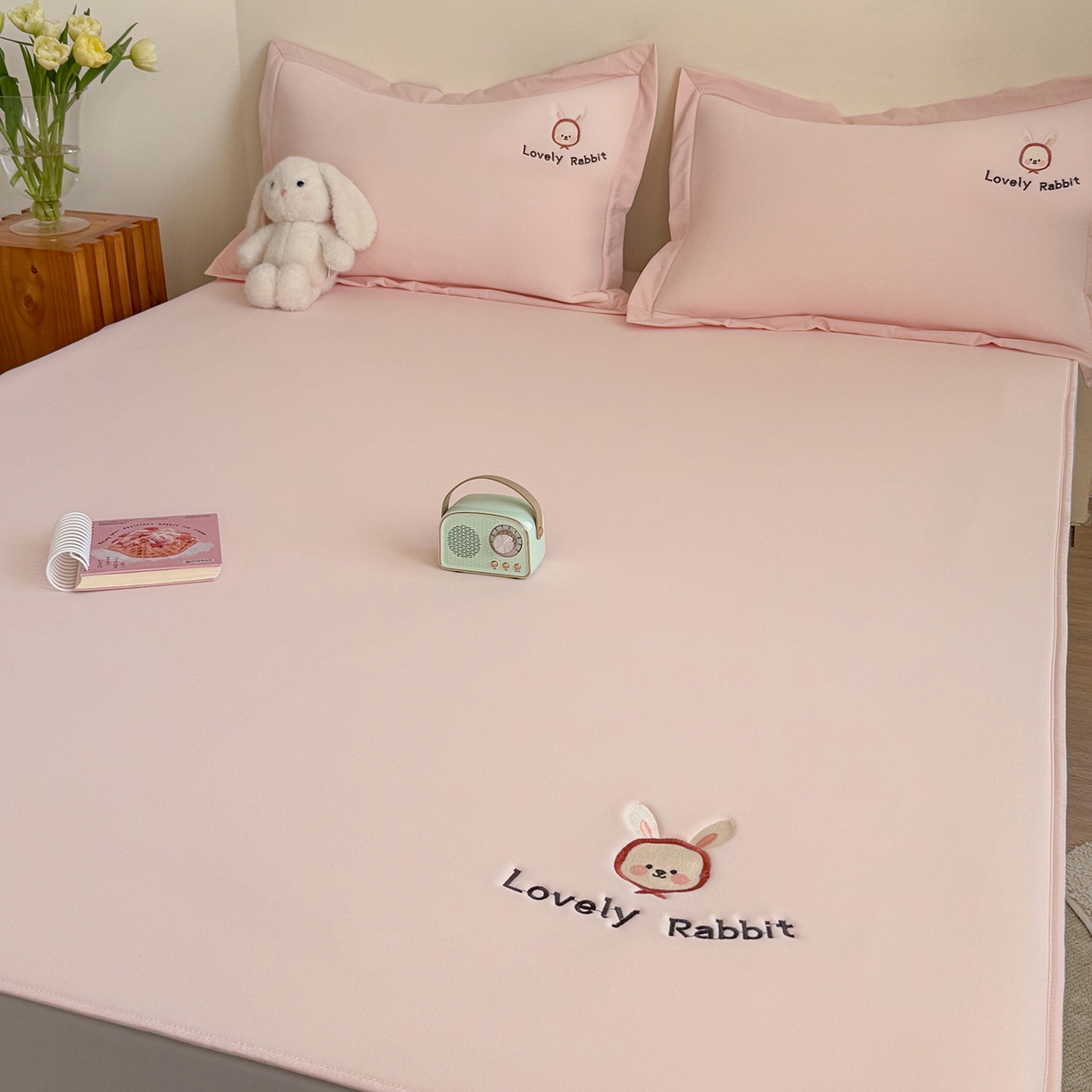 Sweet dreams甜梦 2026新款夏款A类锦氨卡通刺绣立体床笠款凉感席 春日小兔