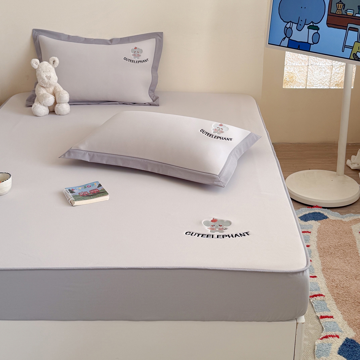 91家纺网 家纺一手货源 找家纺 Sweet dreams甜梦 2026新款夏款A类锦氨卡通刺绣立体床笠款凉感席 乐萌小象