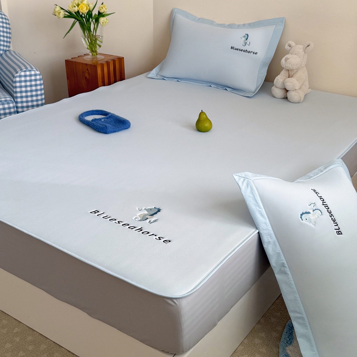 91家纺网 家纺一手货源 找家纺 Sweet dreams甜梦 2026新款夏款A类锦氨卡通刺绣立体床笠款凉感席 布噜海马