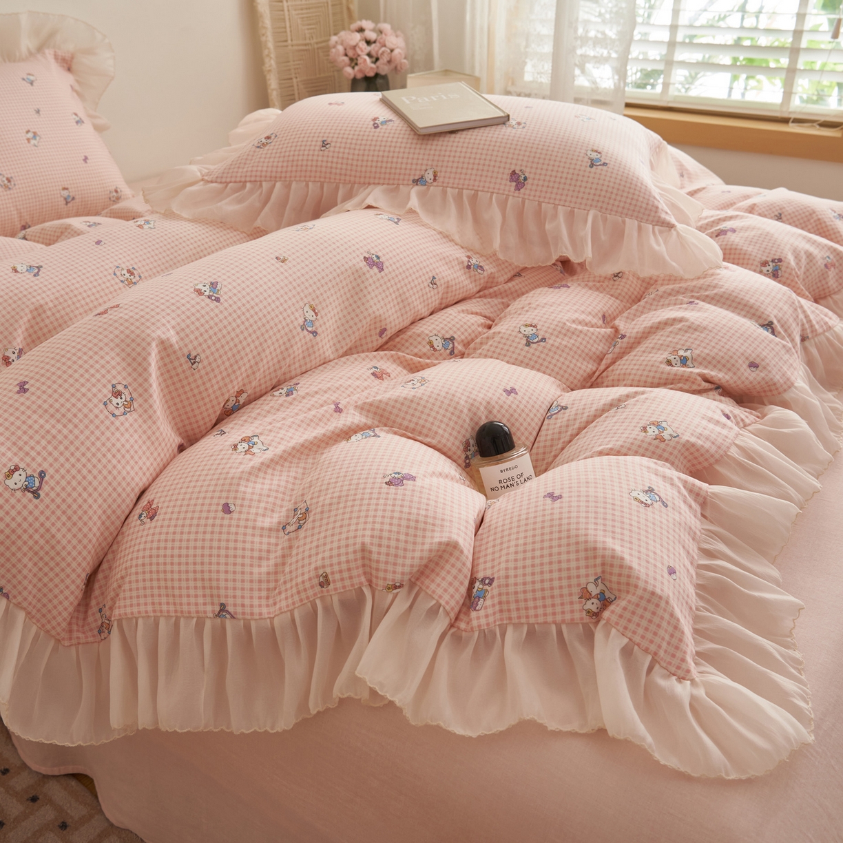 91家纺网 家纺一手货源 找家纺 晨曦家纺 2026春夏新款雪花皱纱花边小碎花小清新少女风四件套 甜心Kitty