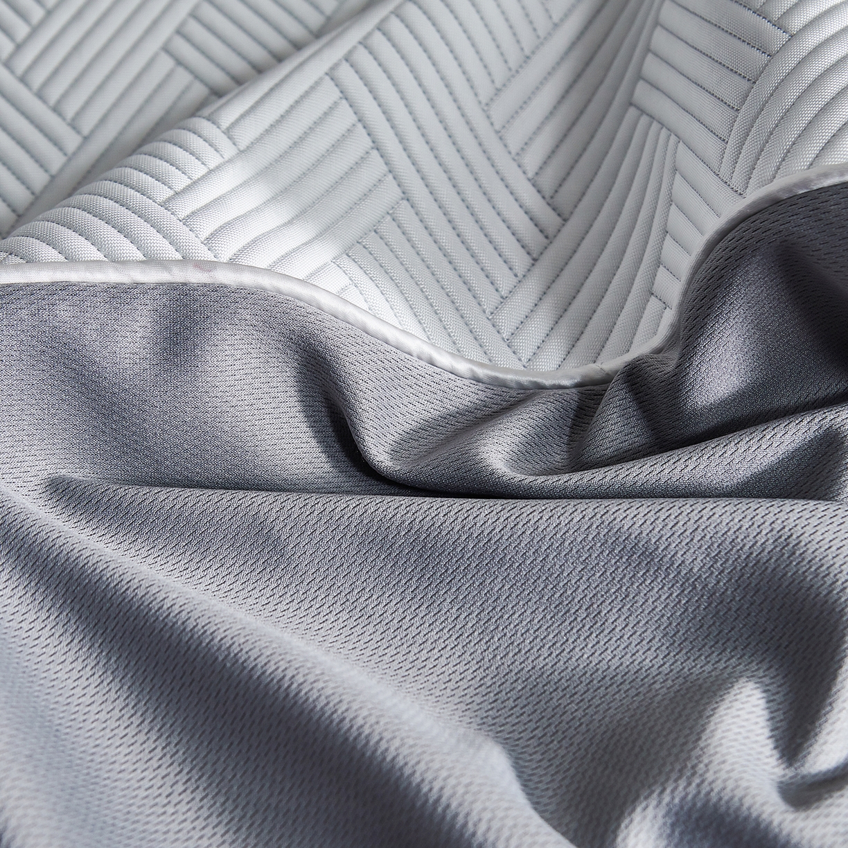 91家纺网 家纺一手货源 找家纺 CINNY馨宜 2026新款PE高分子凉感席三件套韩国雪花席床笠三件套 菱形灰