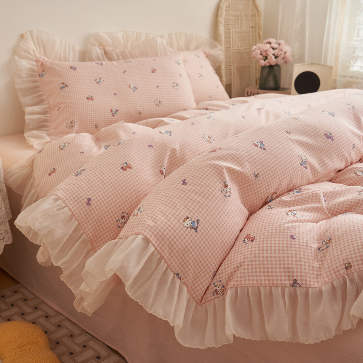 91家纺网 家纺一手货源 找家纺 晨曦家纺 2026春夏新款雪花皱纱花边小碎花小清新少女风四件套 甜心Kitty