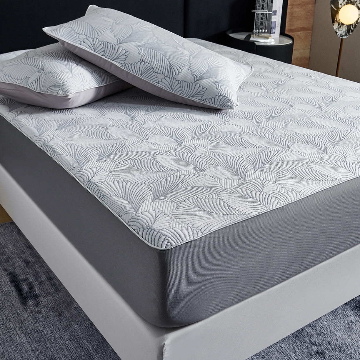 91家纺网 家纺一手货源 找家纺 CINNY馨宜 2026新款PE高分子凉感席三件套韩国雪花席床笠三件套 叶语灰