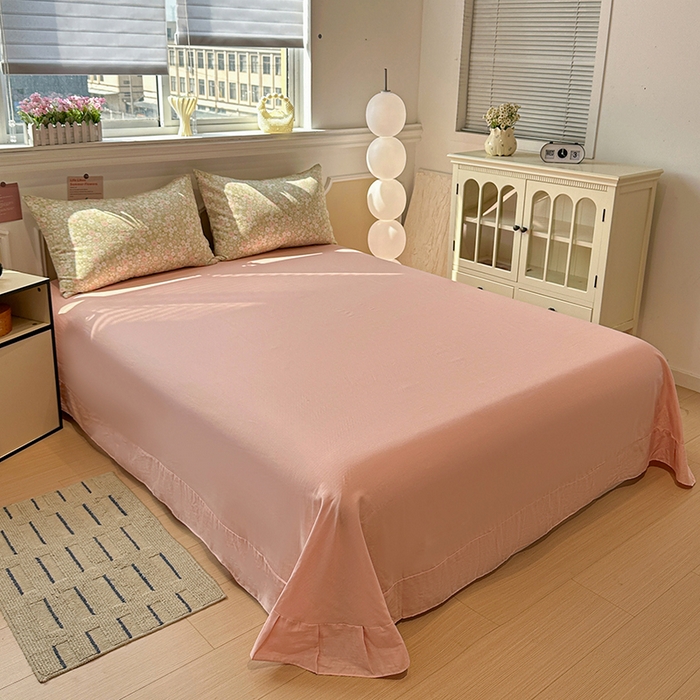 91家纺网 家纺一手货源 找家纺 忆生活家纺 2026春夏新款A类全棉纯棉有氧双层纱小清新四件套 山茶芬芳-绿