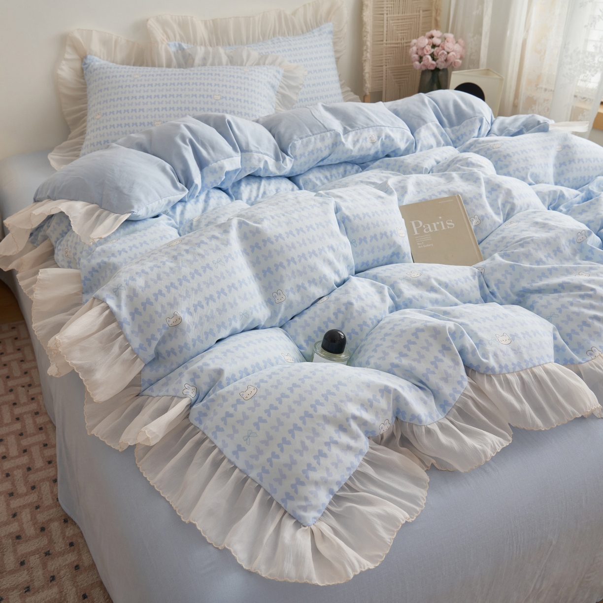 91家纺网 家纺一手货源 找家纺 晨曦家纺 2026春夏新款雪花皱纱花边小碎花小清新少女风四件套 甜心兔蓝