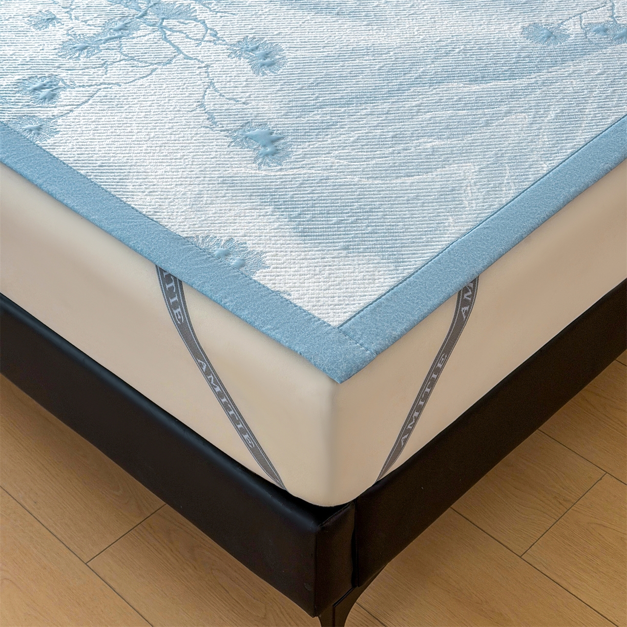 91家纺网 家纺一手货源 找家纺 （总）慕木家纺 2026新款高端PE乙纶双面提花560克冰豆豆凉席迎客松系列（提供买家秀）