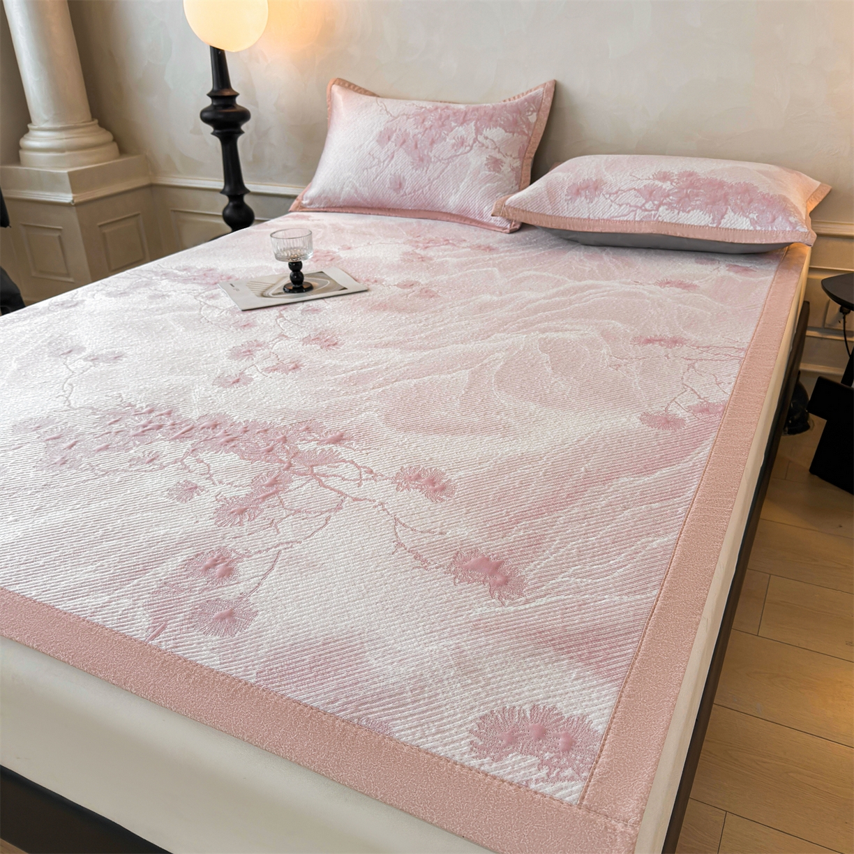 慕木家纺 2026新款高端PE乙纶双面提花560克冰豆豆凉席迎客松系列（提供买家秀） 迎客松-粉床席款