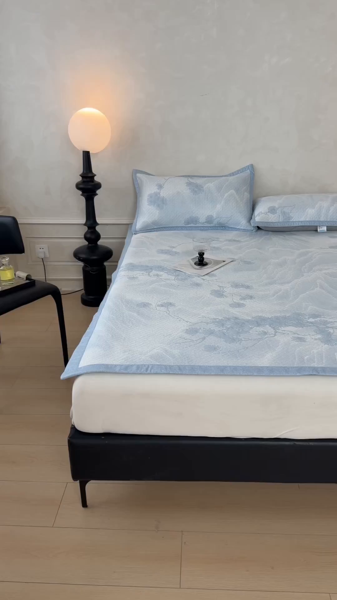 91家纺网 家纺一手货源 找家纺 （总）慕木家纺 2026新款高端PE乙纶双面提花560克冰豆豆凉席迎客松系列（提供买家秀）