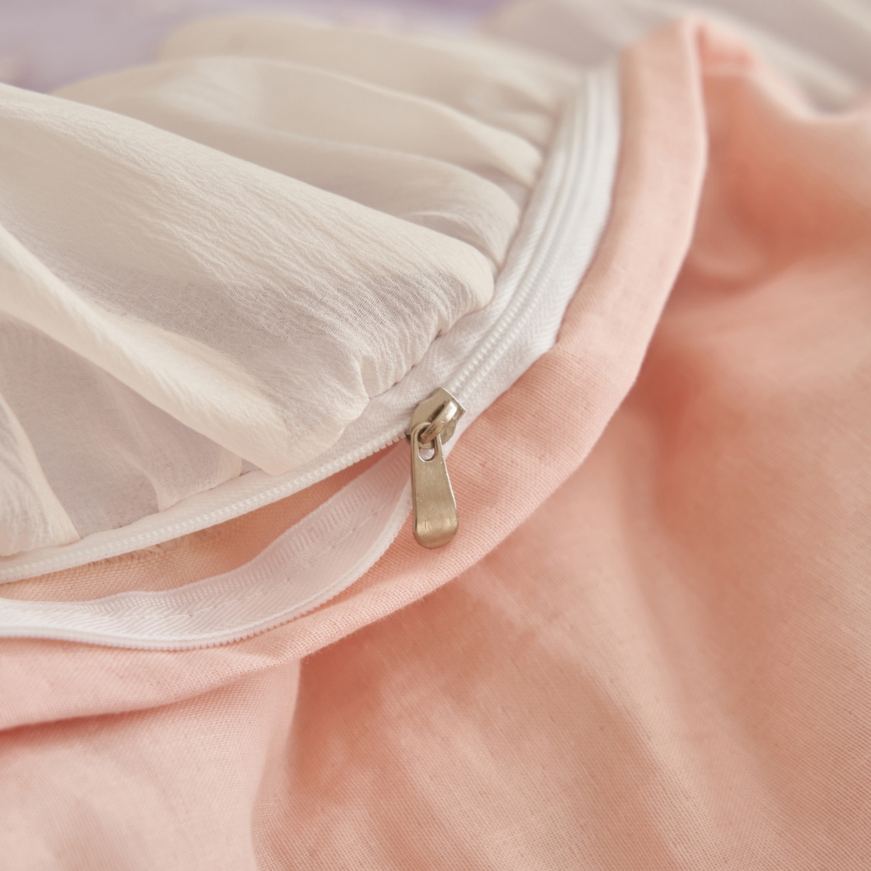 91家纺网 家纺一手货源 找家纺 晨曦家纺 2026春夏新款雪花皱纱花边小碎花小清新少女风四件套 紫韵甜心