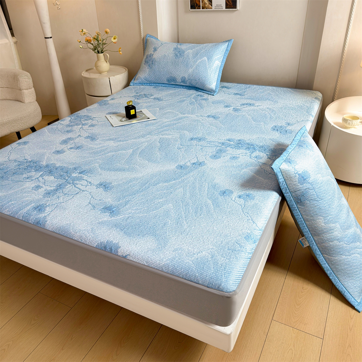 慕木家纺 2026新款高端PE乙纶双面提花560克冰豆豆凉席迎客松系列（提供买家秀） 迎客松-蓝床笠款