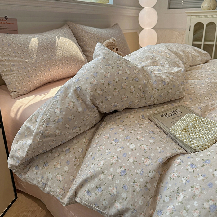 91家纺网 家纺一手货源 找家纺 忆生活家纺 2026春夏新款A类全棉纯棉有氧双层纱小清新四件套 云樱-卡其