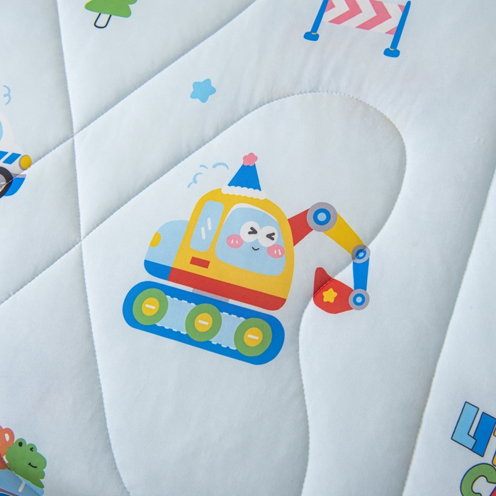 91家纺网 家纺一手货源 找家纺 鱼宝 2026新款儿童夏被凉席三件套 超级警车