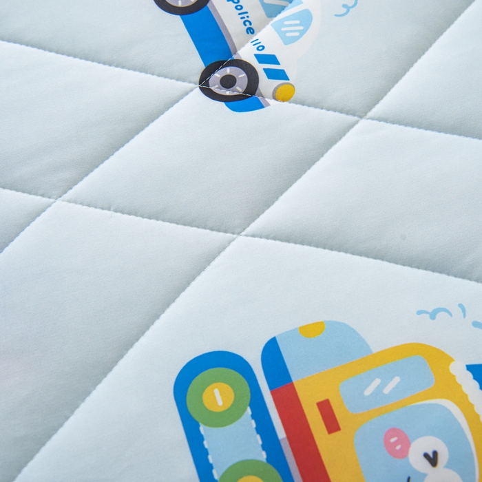 91家纺网 家纺一手货源 找家纺 鱼宝 2026新款儿童夏被凉席三件套 超级警车