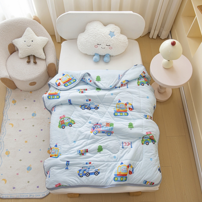 91家纺网 家纺一手货源 找家纺 鱼宝 2026新款儿童夏被凉席三件套 超级警车