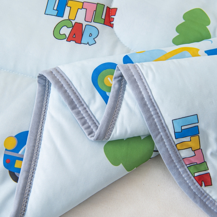 91家纺网 家纺一手货源 找家纺 鱼宝 2026新款儿童夏被凉席三件套 超级警车