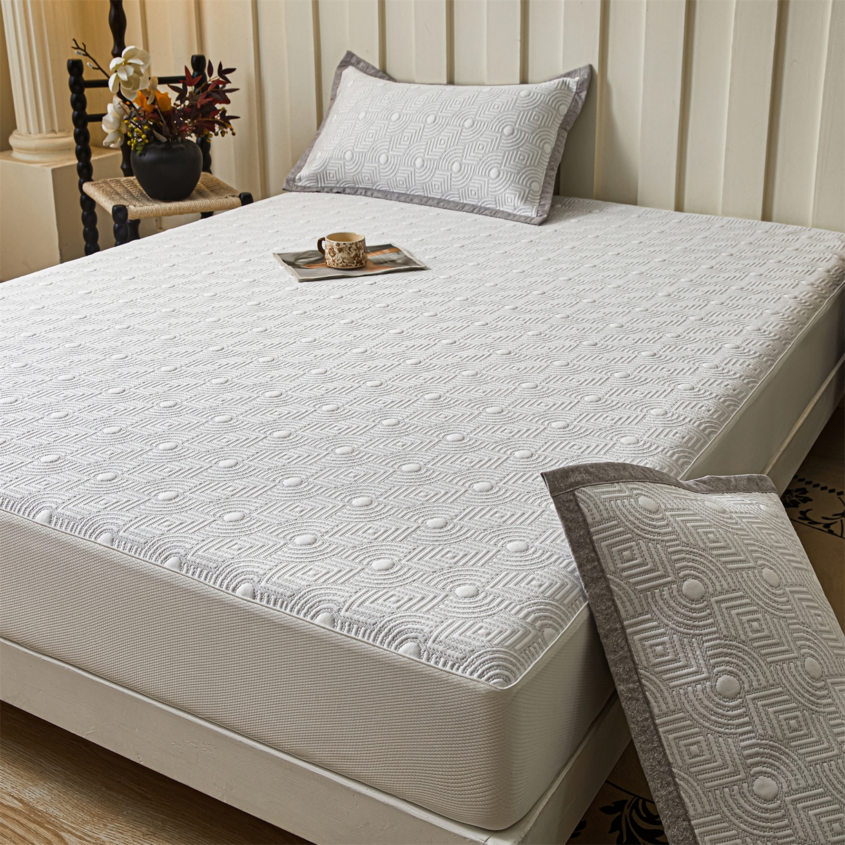 91家纺网 家纺一手货源 找家纺 慕木家纺 2026新款高端三明治硅胶复合PE100%乙纶提花冰豆豆凉席空调席韩版INS系列（提供买家秀） 韩INS-方圆灰床笠款