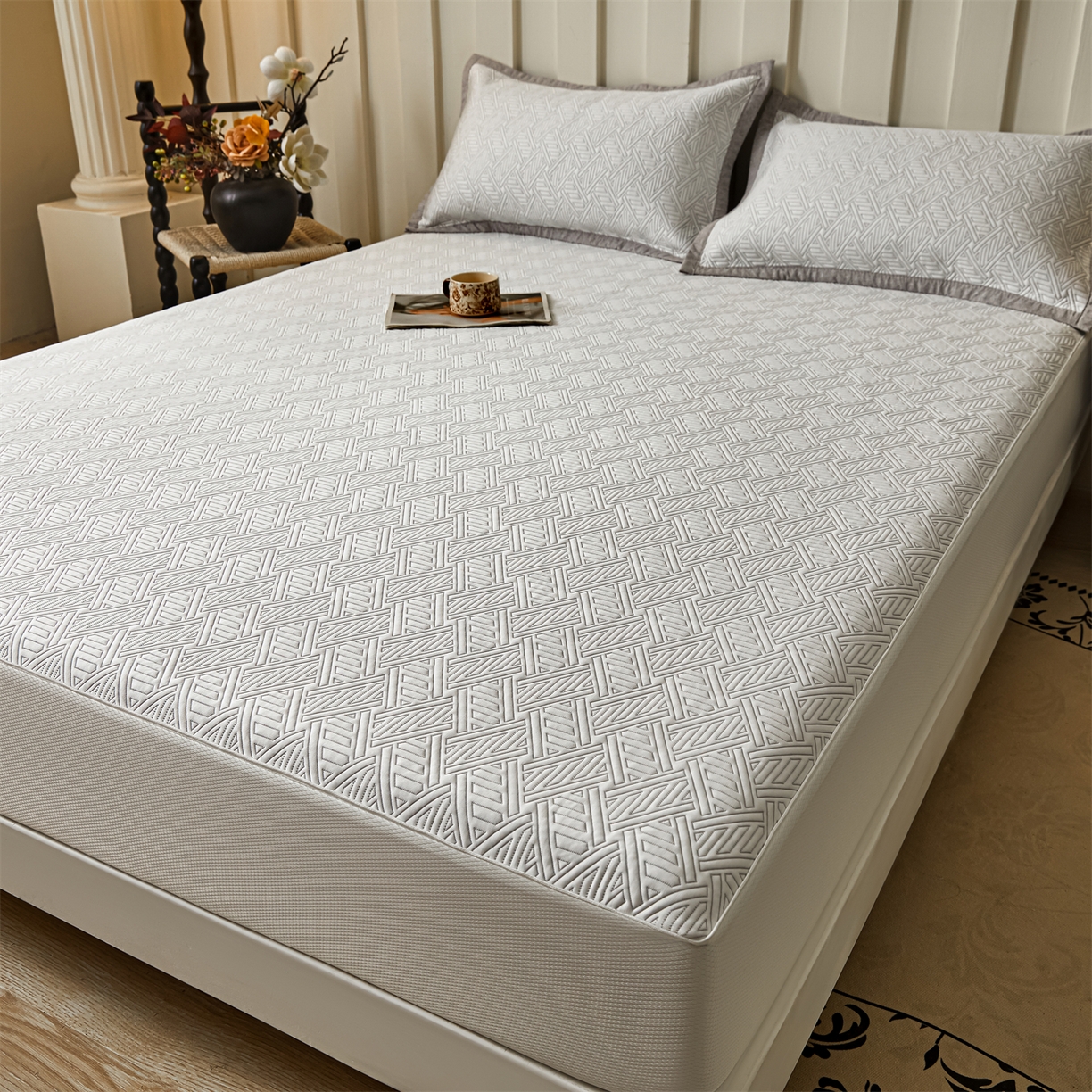 91家纺网 家纺一手货源 找家纺 慕木家纺 2026新款高端三明治硅胶复合PE100%乙纶提花冰豆豆凉席空调席韩版INS系列（提供买家秀） 韩INS-纵横灰床笠款