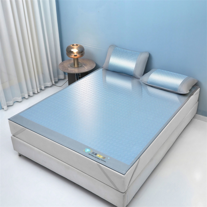 91家纺网 家纺一手货源 找家纺 航途席业 2026新款抗菌三明治冰凉席床席床笠-思绪 思绪 静谧蓝床席款