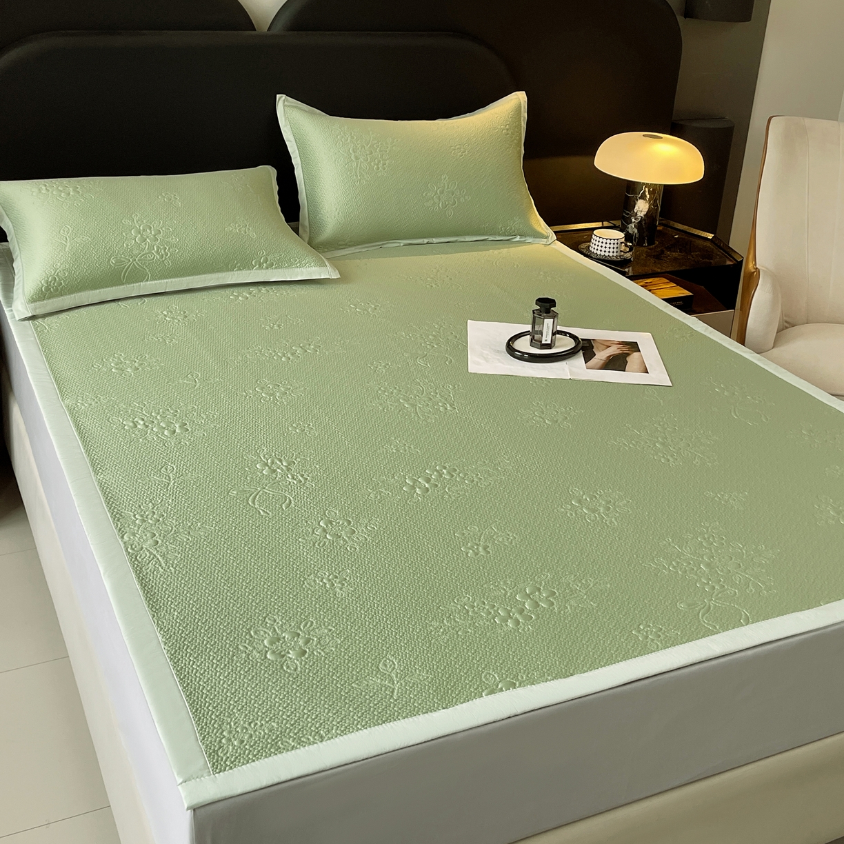 91家纺网 家纺一手货源 找家纺 春皖家纺 2026新款提花浮雕冰豆豆凉感席三件套-浅夏花结 浅夏花结-绿