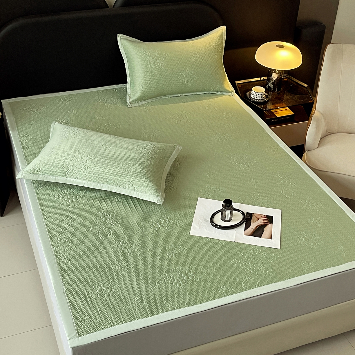 91家纺网 家纺一手货源 找家纺 春皖家纺 2026新款提花浮雕冰豆豆凉感席三件套-浅夏花结 浅夏花结-绿