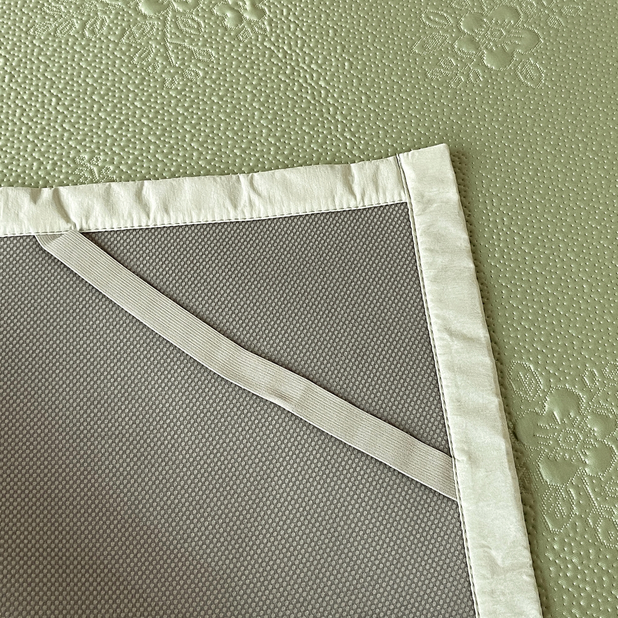 91家纺网 家纺一手货源 找家纺 春皖家纺 2026新款提花浮雕冰豆豆凉感席三件套-浅夏花结 浅夏花结-绿