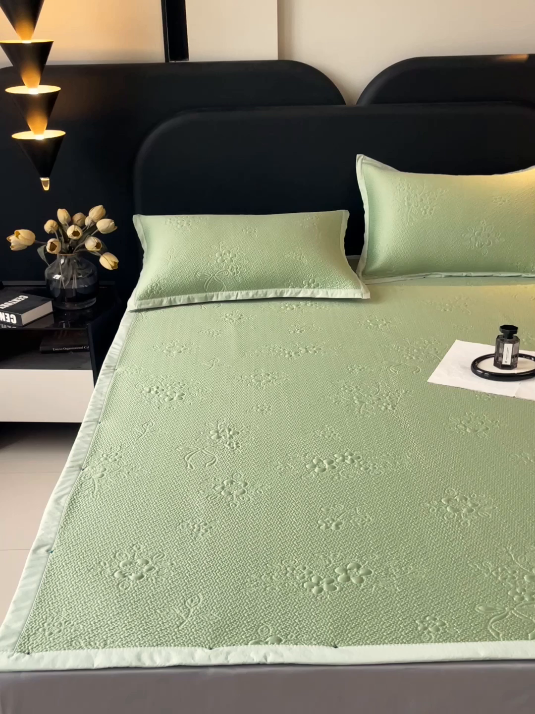 91家纺网 家纺一手货源 找家纺 春皖家纺 2026新款提花浮雕冰豆豆凉感席三件套-浅夏花结 浅夏花结-绿