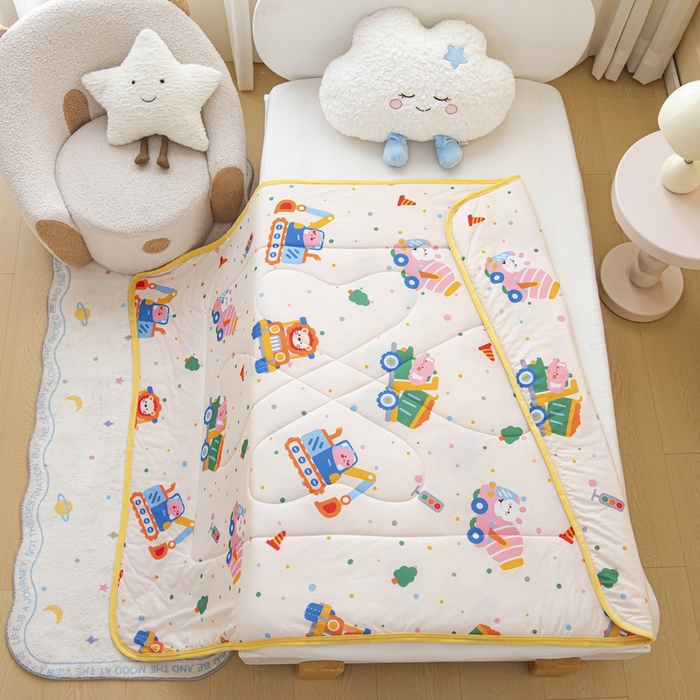 91家纺网 家纺一手货源 找家纺 鱼宝 2026新款儿童夏被凉席三件套 萌趣小车