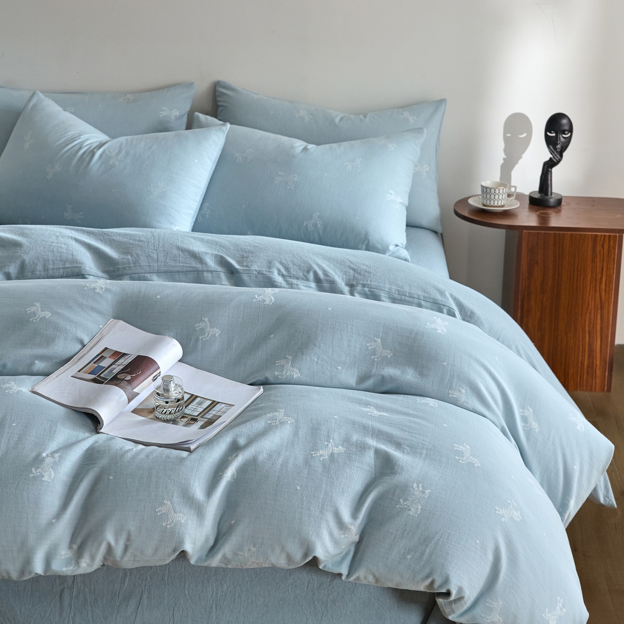 91家纺网 家纺一手货源 找家纺 如一 2026新款A类色织提花全棉双层纱水洗棉四件套 骏影蓝