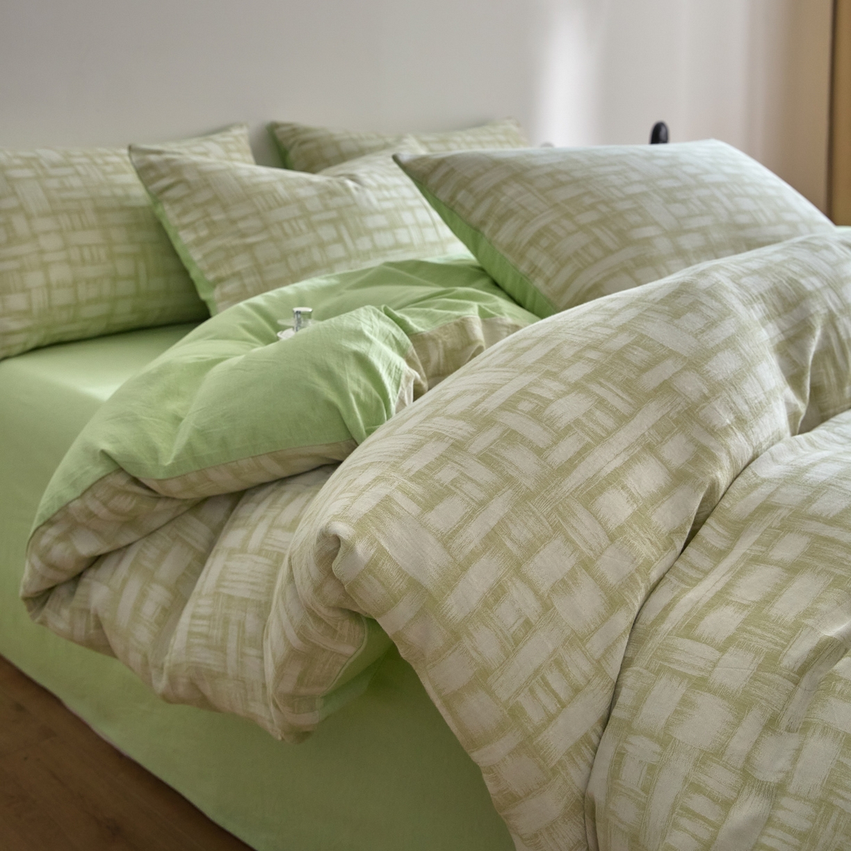 91家纺网 家纺一手货源 找家纺 如一 2026新款A类色织提花全棉双层纱水洗棉四件套 浮光绿