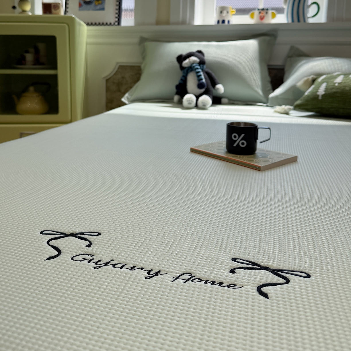 91家纺网 家纺一手货源 找家纺 GUJARY古家丽 2026新款A类刺绣凉豆豆凉席miumiu风绣蝴蝶结 青柠绿