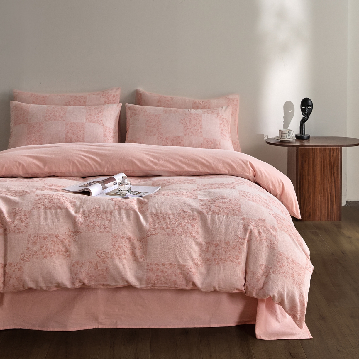 91家纺网 家纺一手货源 找家纺 如一 2026新款A类色织提花全棉双层纱水洗棉四件套 蝶漫粉