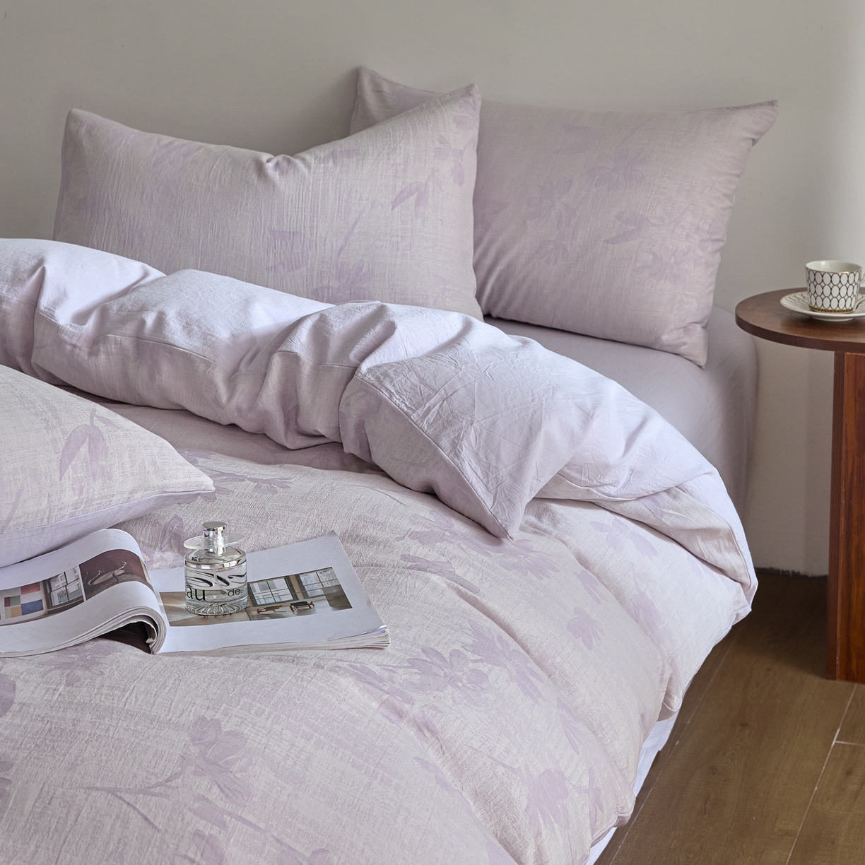 91家纺网 家纺一手货源 找家纺 如一 2026新款A类色织提花全棉双层纱水洗棉四件套 兰序紫