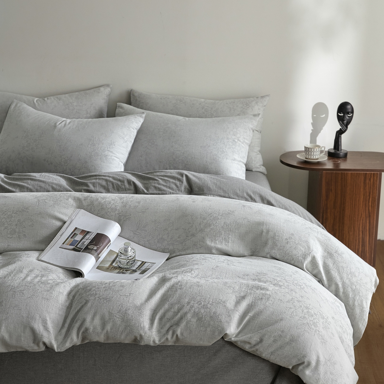 91家纺网 家纺一手货源 找家纺 如一 2026新款A类色织提花全棉双层纱水洗棉四件套 花忆灰