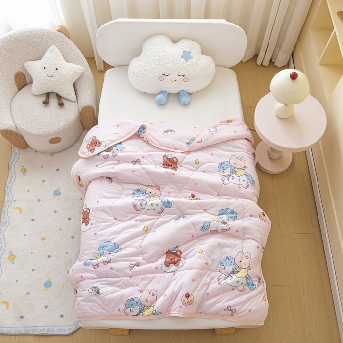 91家纺网 家纺一手货源 找家纺 鱼宝 2026新款儿童夏被凉席三件套 幸运小马