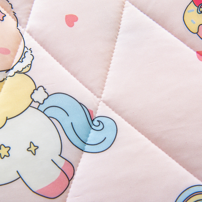 91家纺网 家纺一手货源 找家纺 鱼宝 2026新款儿童夏被凉席三件套 幸运小马