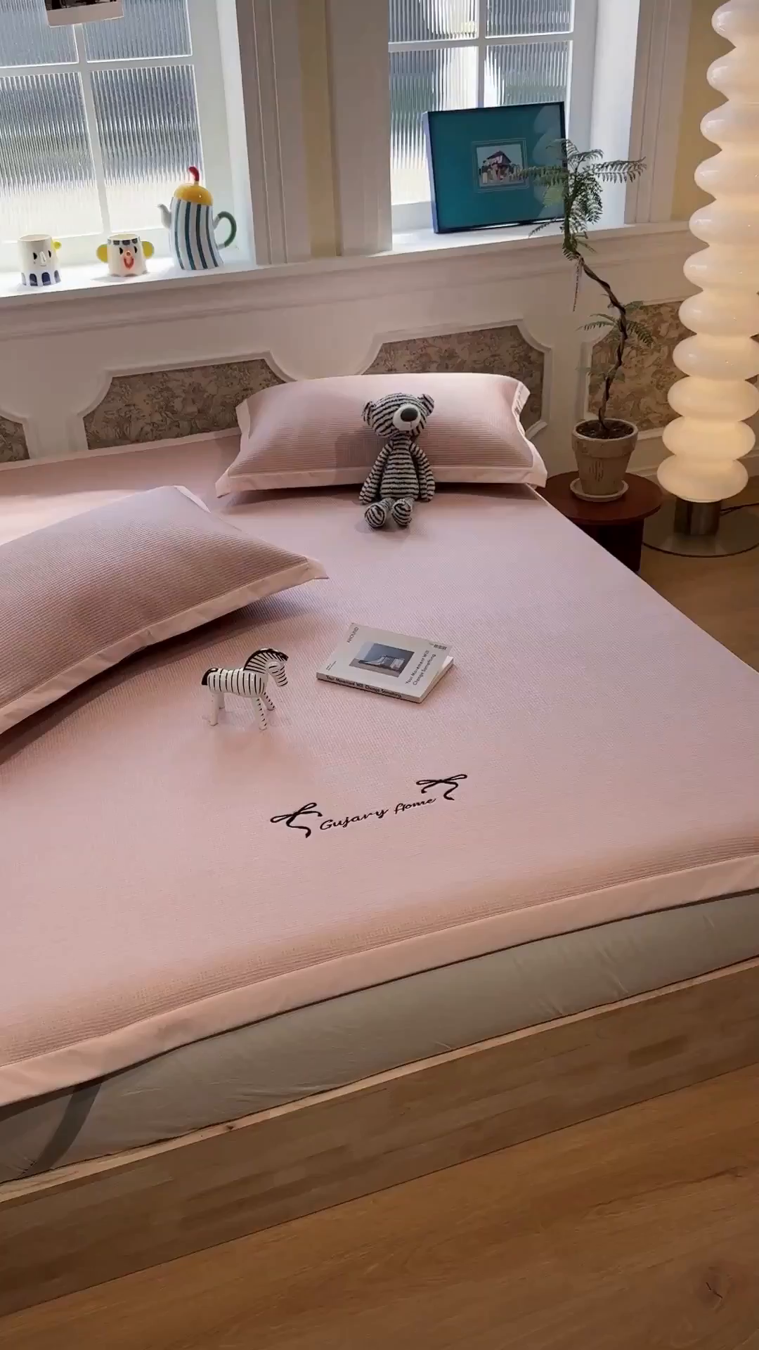 91家纺网 家纺一手货源 找家纺 GUJARY古家丽 2026新款A类刺绣凉豆豆凉席miumiu风绣蝴蝶结 少女粉