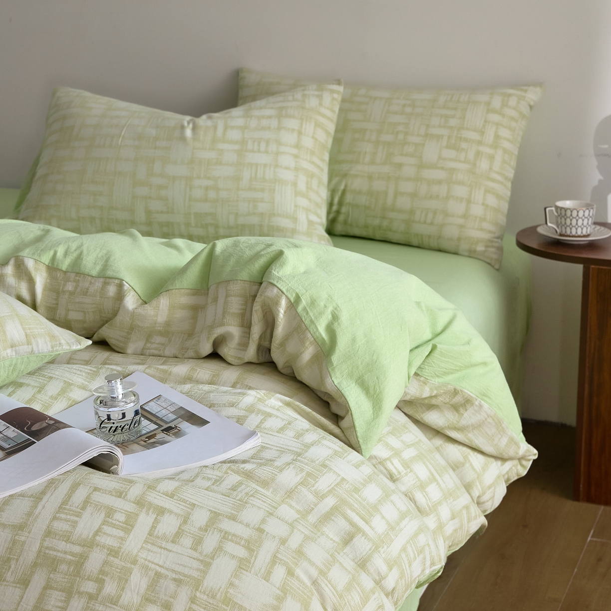 91家纺网 家纺一手货源 找家纺 如一 2026新款A类色织提花全棉双层纱水洗棉四件套 浮光绿