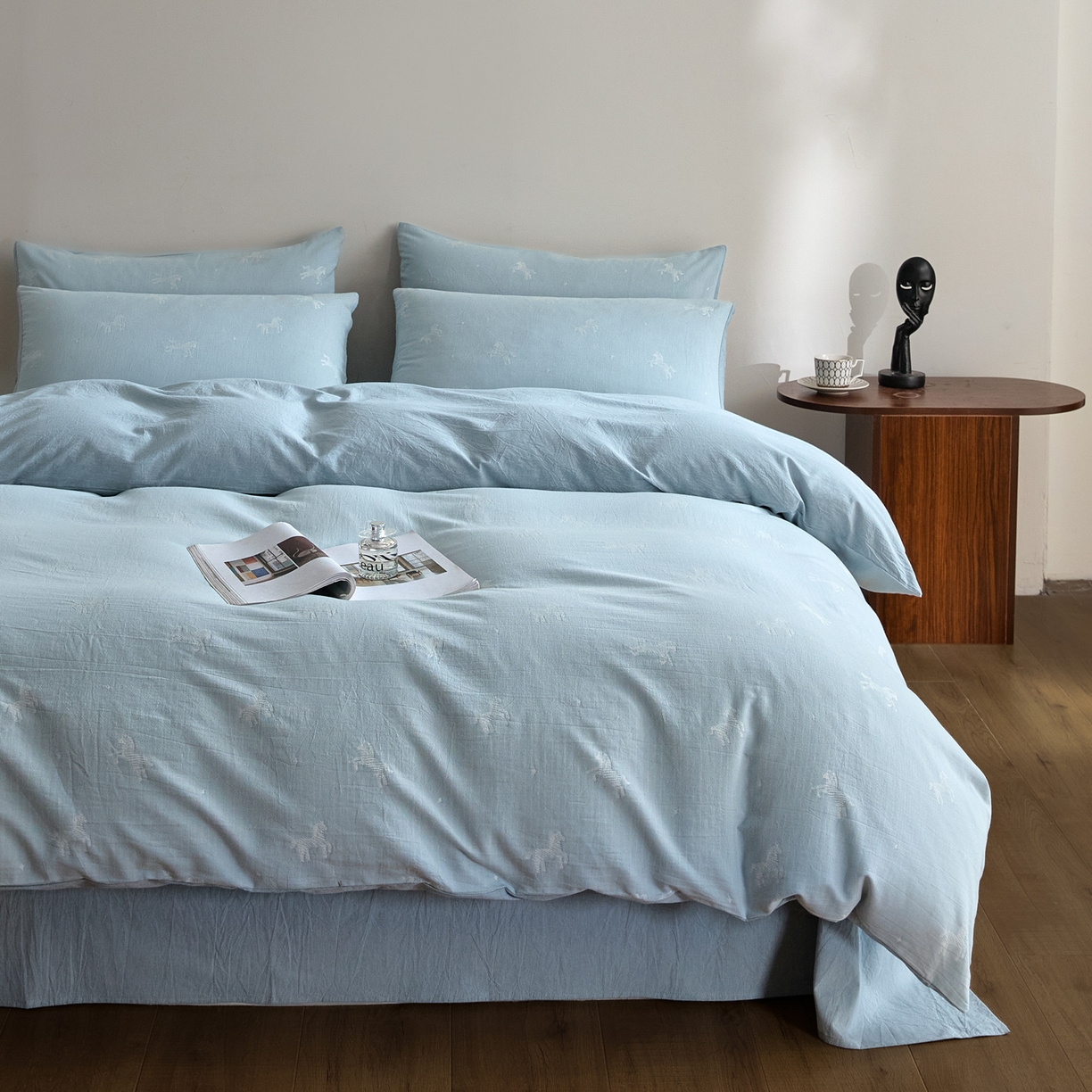 91家纺网 家纺一手货源 找家纺 如一 2026新款A类色织提花全棉双层纱水洗棉四件套 骏影蓝