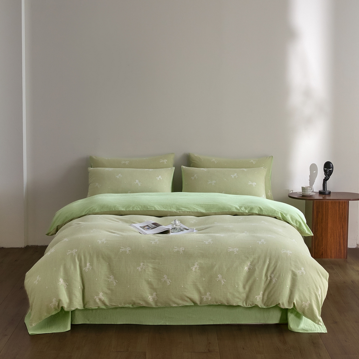 91家纺网 家纺一手货源 找家纺 如一 2026新款A类色织提花全棉双层纱水洗棉四件套 骏影绿