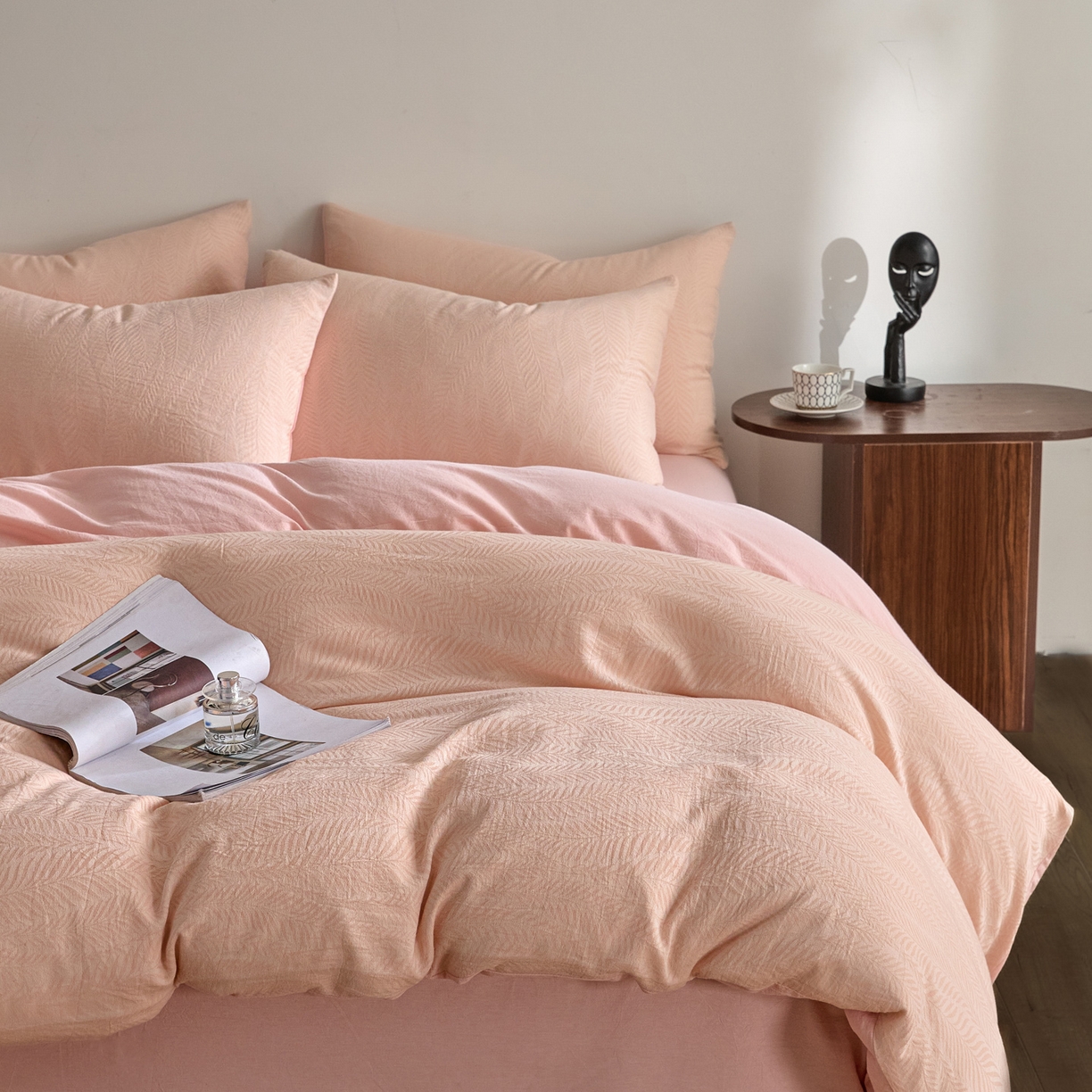 91家纺网 家纺一手货源 找家纺 如一 2026新款A类色织提花全棉双层纱水洗棉四件套 叶笙粉