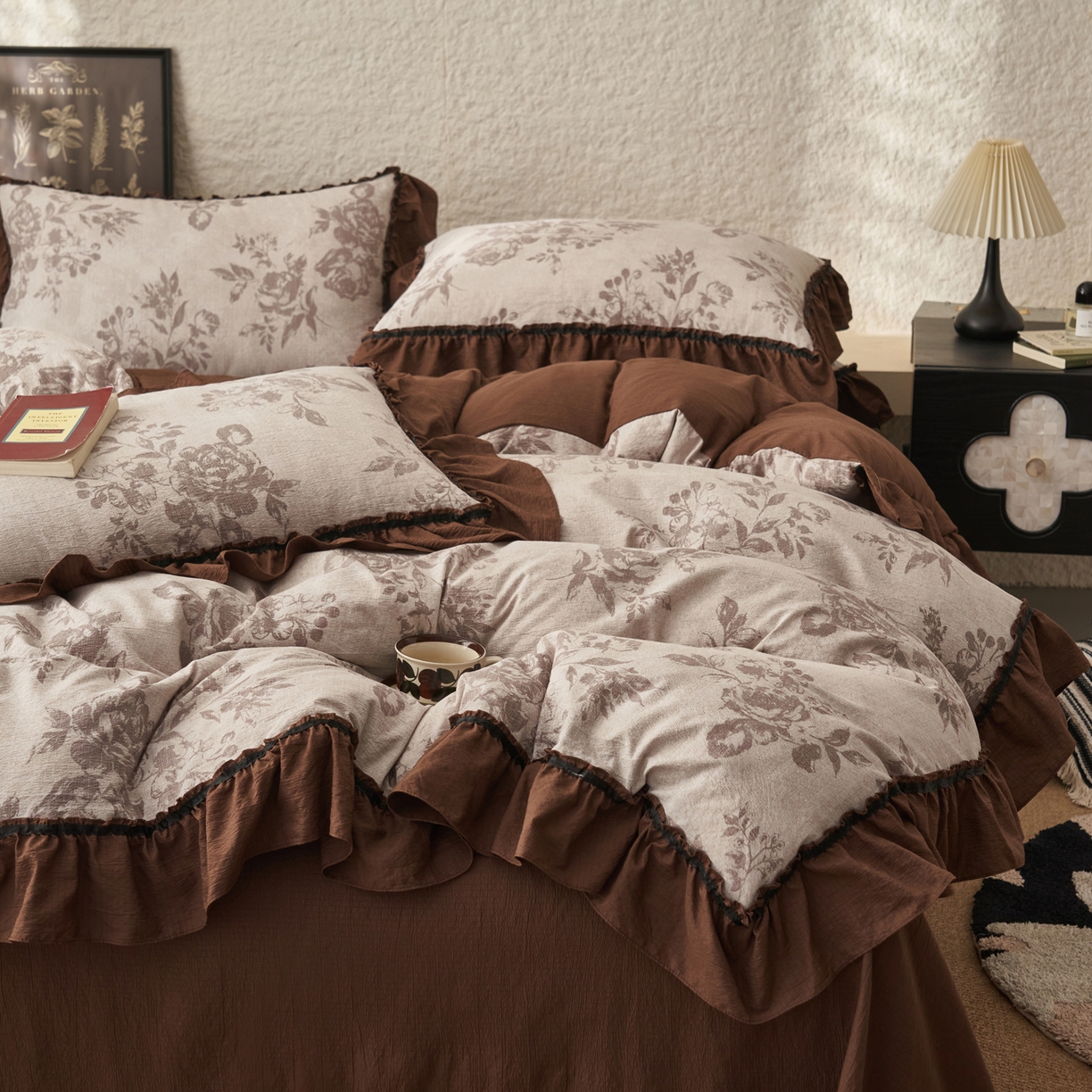 91家纺网 家纺一手货源 找家纺 晨曦家纺 2026春夏新款复古博主风A类亚麻皱皱纱花边四件套 花影旧时光