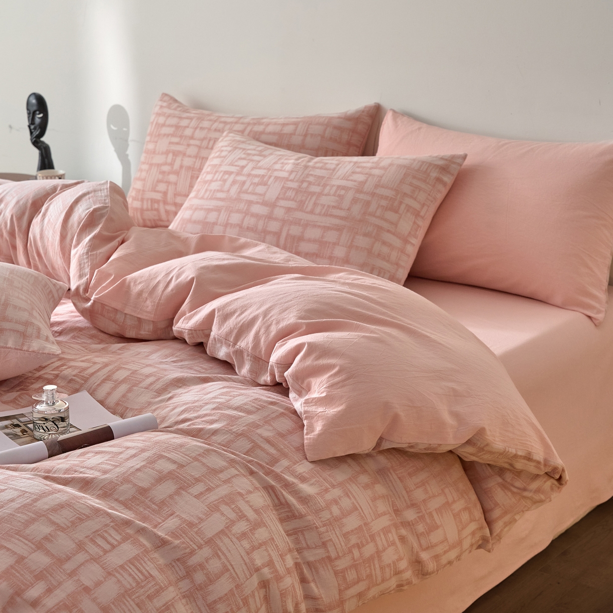 91家纺网 家纺一手货源 找家纺 如一 2026新款A类色织提花全棉双层纱水洗棉四件套 浮光粉