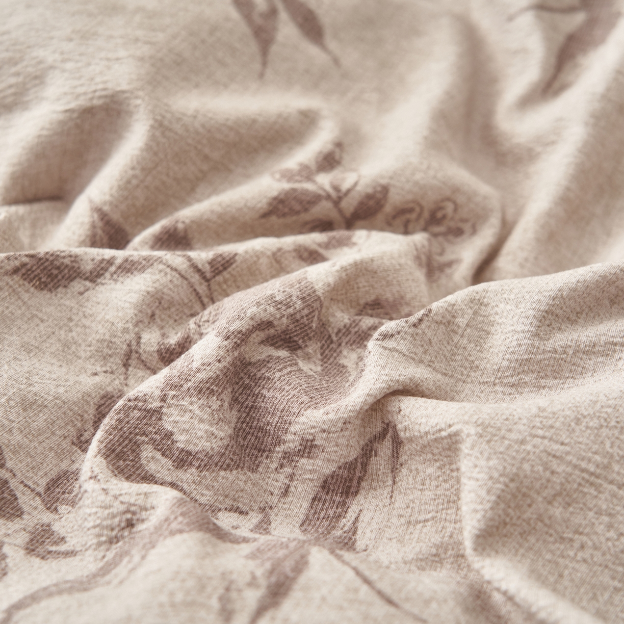 91家纺网 家纺一手货源 找家纺 晨曦家纺 2026春夏新款复古博主风A类亚麻皱皱纱花边四件套 花影旧时光