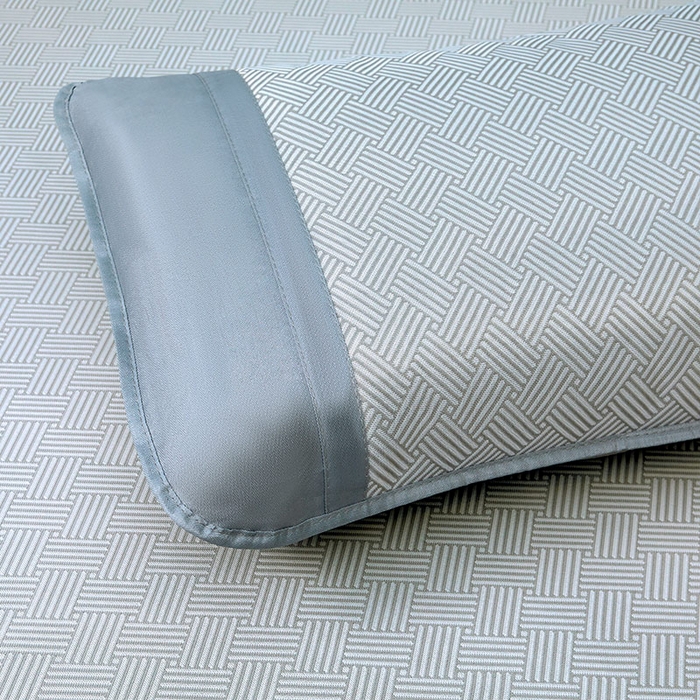 91家纺网 家纺一手货源 找家纺 航途席业 2026新款抗菌三明治冰凉席床席床笠-思绪 思绪 绅士灰床笠款