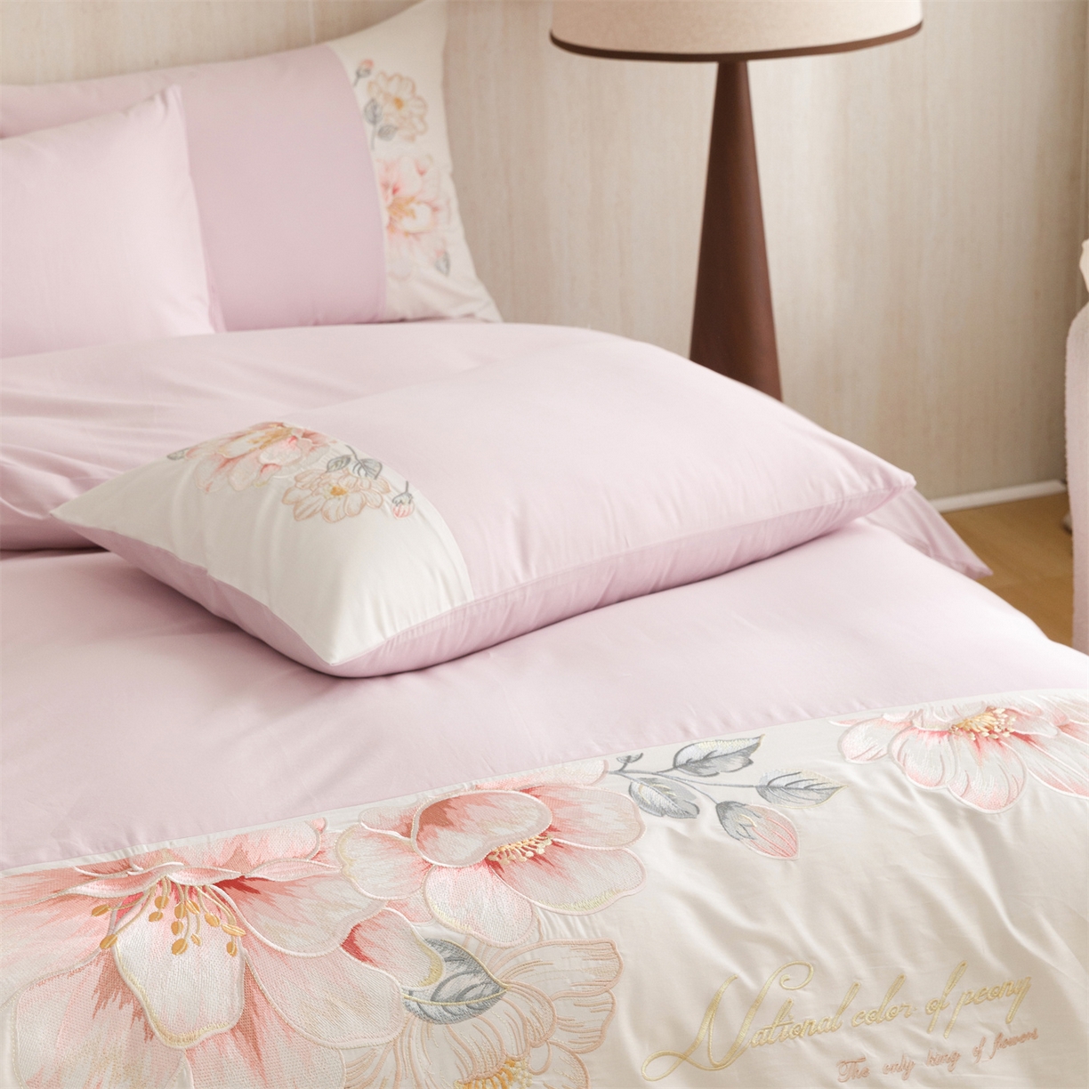 91家纺网 家纺一手货源 找家纺 优贝家纺 2026直播热款纯棉全棉100%刺绣四件套百分百 欧洛拉-紫