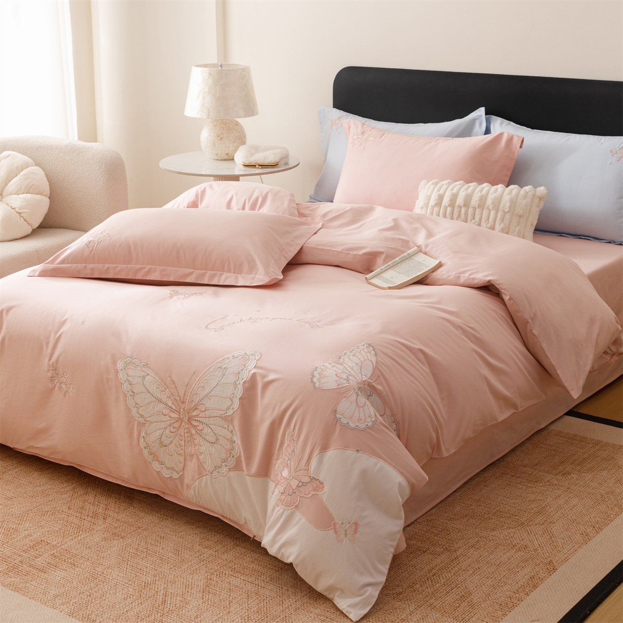 91家纺网 家纺一手货源 找家纺 优贝家纺 2026直播热款纯棉全棉100%刺绣四件套百分百 蝶梦-粉