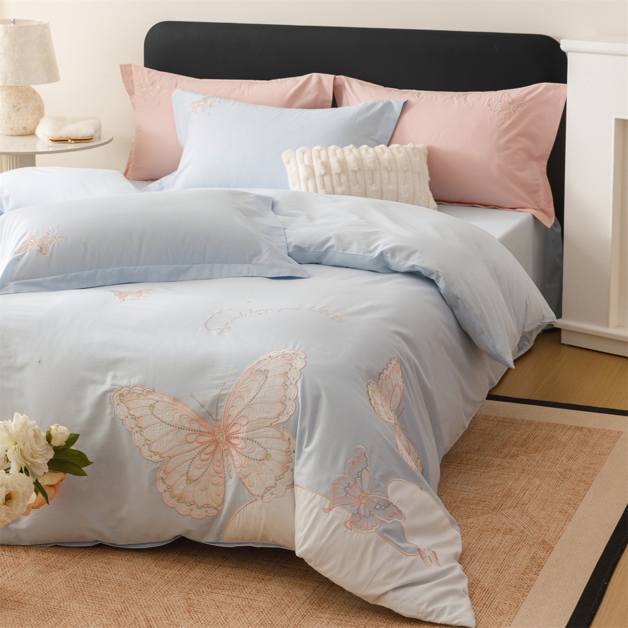 91家纺网 家纺一手货源 找家纺 优贝家纺 2026直播热款纯棉全棉100%刺绣四件套百分百 蝶梦-蓝