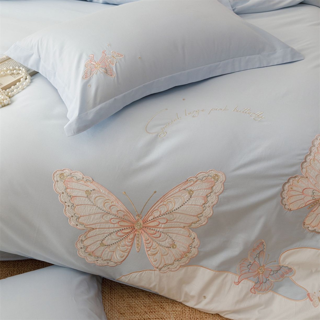 91家纺网 家纺一手货源 找家纺 优贝家纺 2026直播热款纯棉全棉100%刺绣四件套百分百 蝶梦-蓝