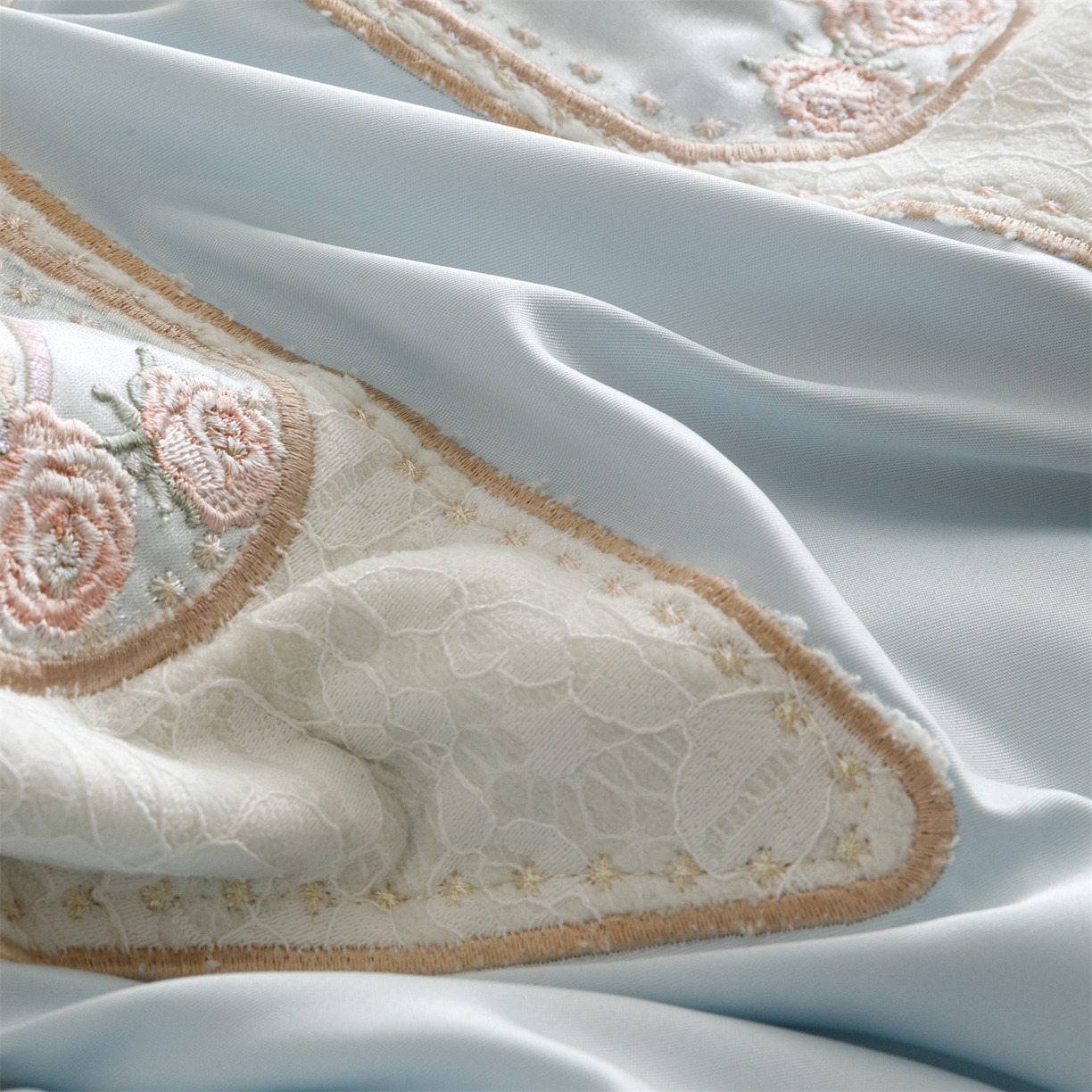 91家纺网 家纺一手货源 找家纺 绒棉世家 2026新款夏被韩版夏被四件套刺绣款直播热款 花仙子-蓝