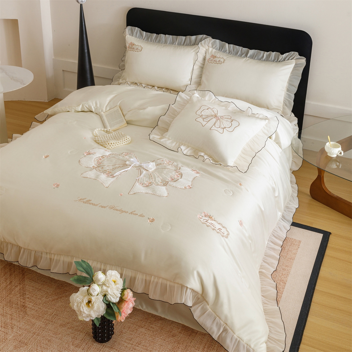 91家纺网 家纺一手货源 找家纺 绒棉世家 2026新款夏被韩版夏被四件套刺绣款直播热款 花仙子-白